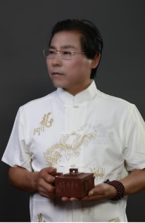 吴海龙-江苏书画家