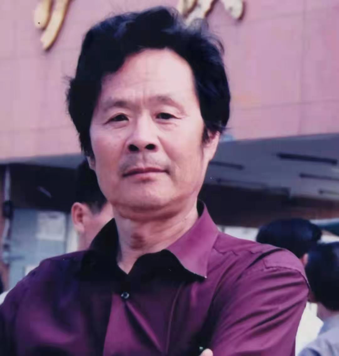 尹江涛-云南书画家