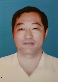 李新玉