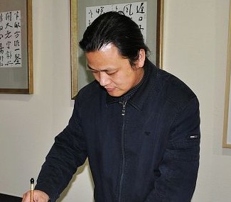 何国门简介,何国门作品展示,国画家何国门